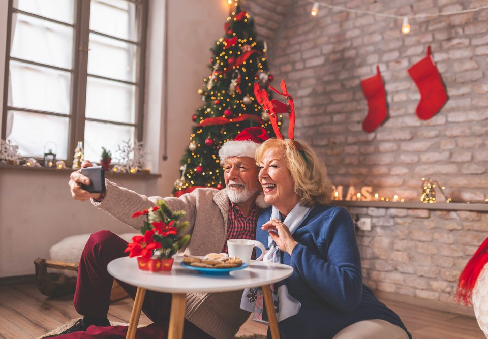 senior-involved virtual holiday celebrations